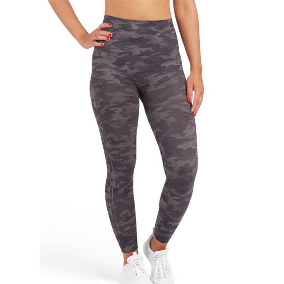 NEW Spanx Look At Me Now Seamless Heather Camo Print Leggings NWT